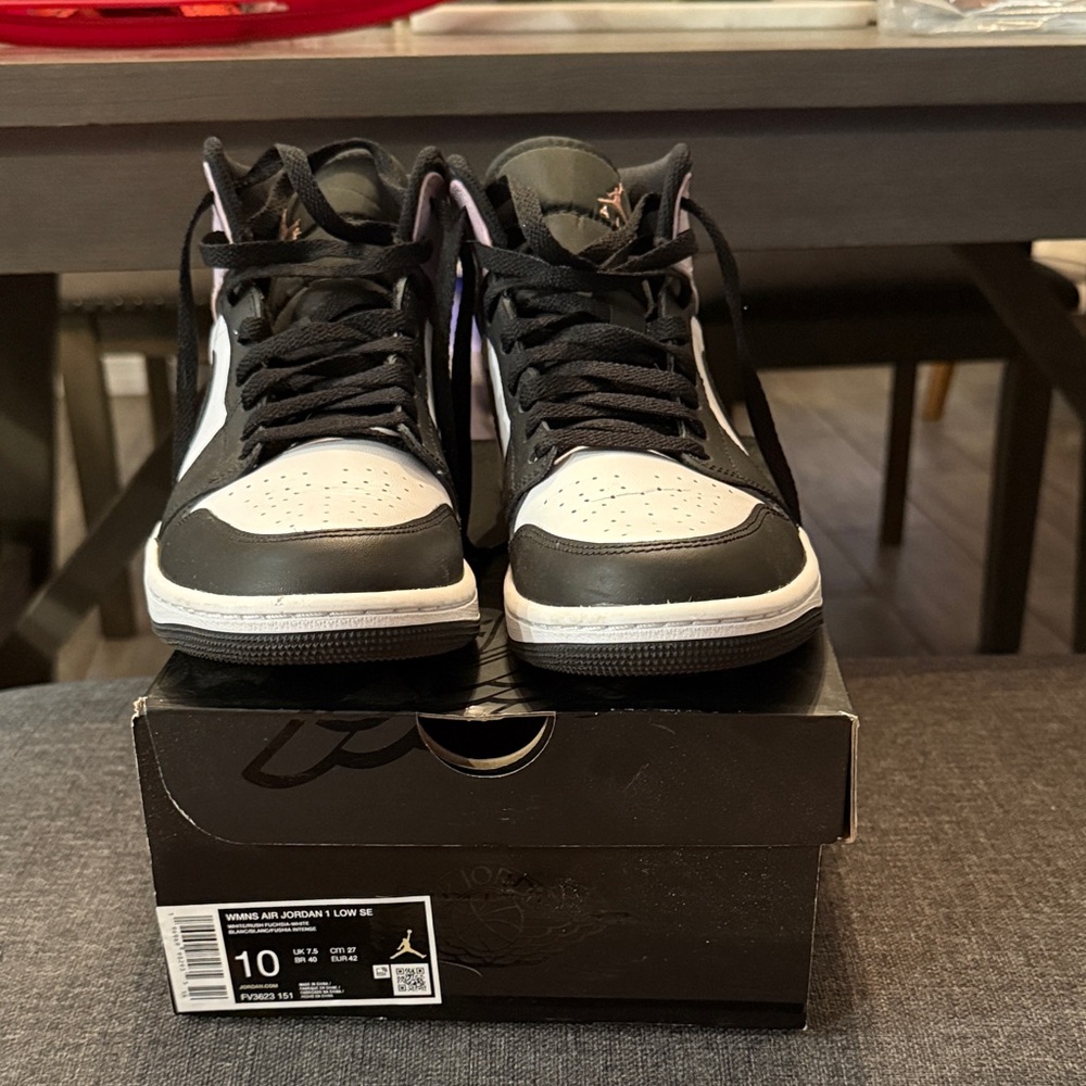 Nike Air Jordan 1 Low SE Black White Sneakers